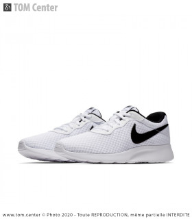 Chaussures Nike Tanjun